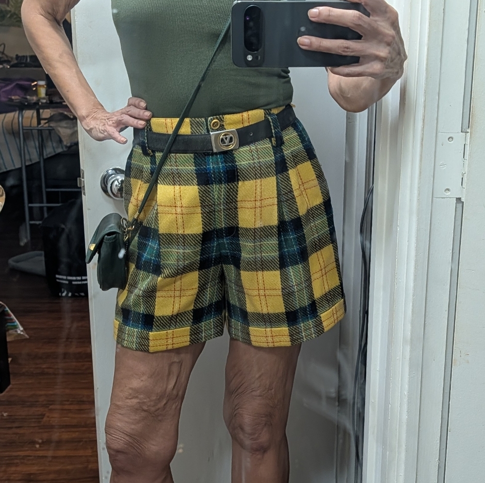 Hirsch vtg yellow tartan plaid virgin wool High Rise Preppy short Clueless 6